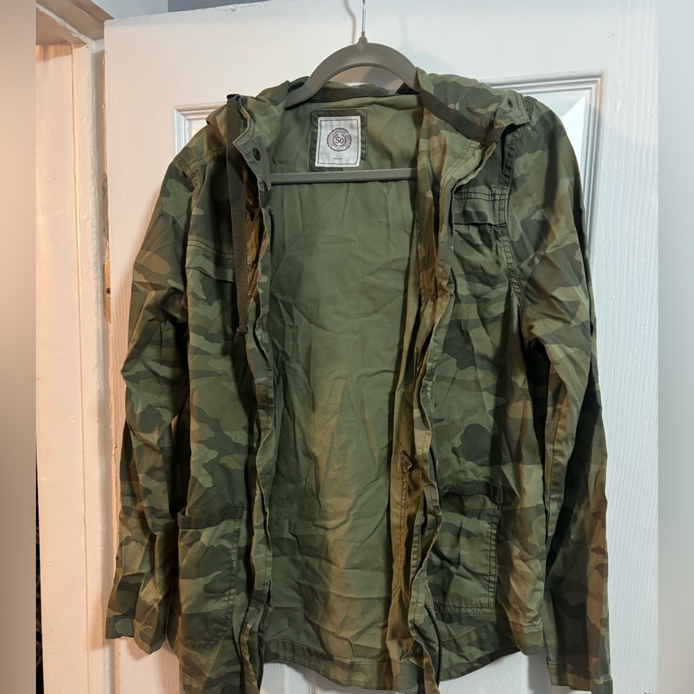 Camo Jacket NWOT‼️BOGO‼️
